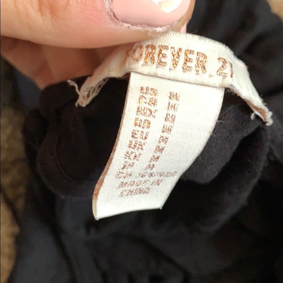 Black Forever 21 Tank Top w/Frill Detail - Picture 4 of 4